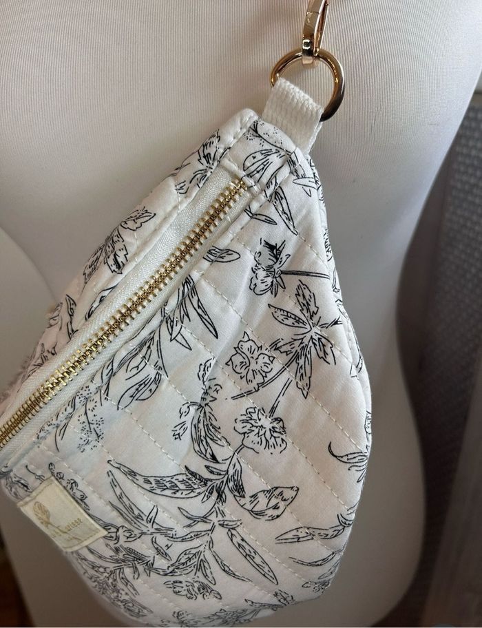 Sac banane neuf - photo numéro 4