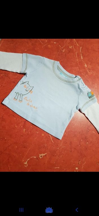 T.shirt bébé taille 1 mois