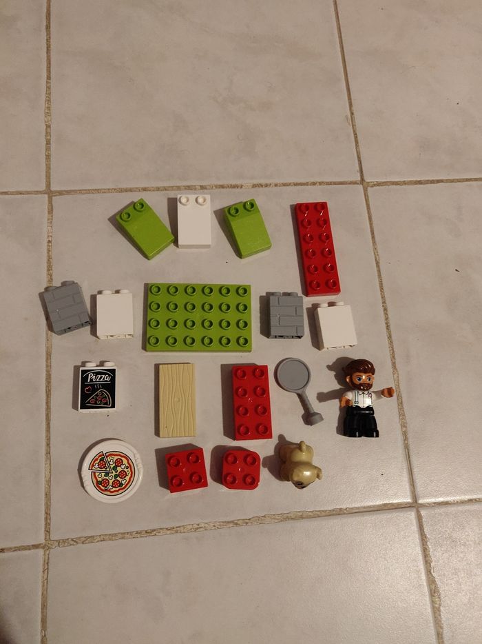 Lego Duplo  10927 le stand de pizza état neuf - photo numéro 3