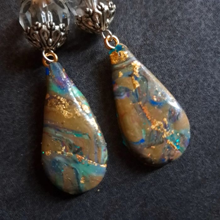 Boucles d'oreilles pendante forme gouttes - photo numéro 7