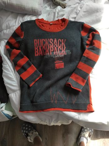 Pull orange et gris anthracite