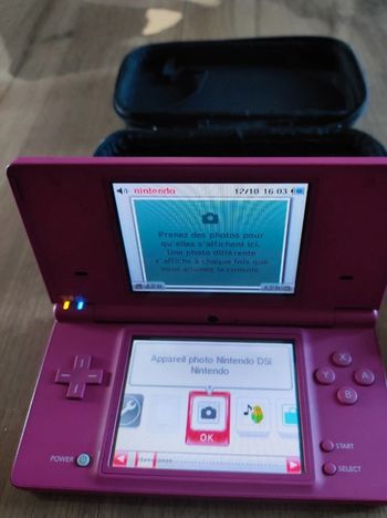 Dsi console nintendo DSI console Nintendo avec chargeur pochette