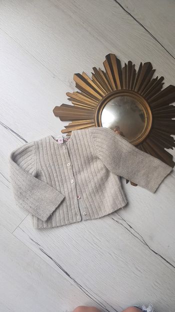 Superbe gilet fille bonpoint 12mois angora