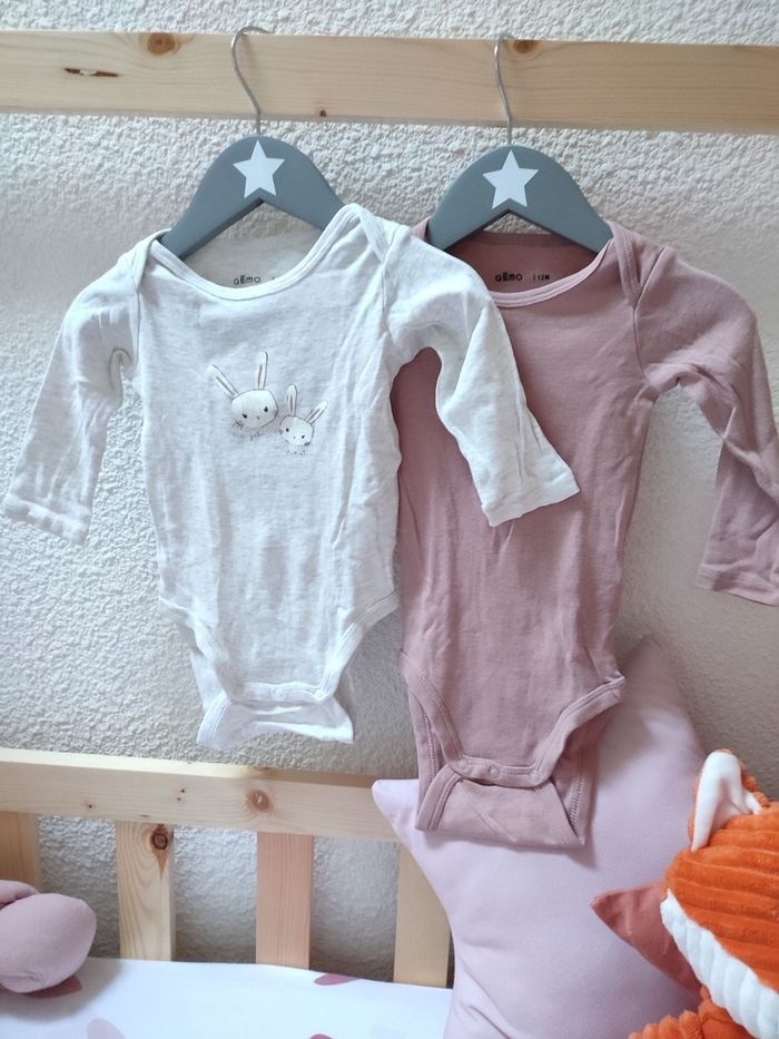 Lot de 2 bodies manches longues - 12 mois - Bon état - Gémo - photo numéro 2