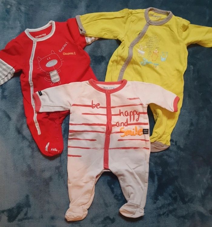 Lot vêtements bébé fille 1 mois - photo numéro 2