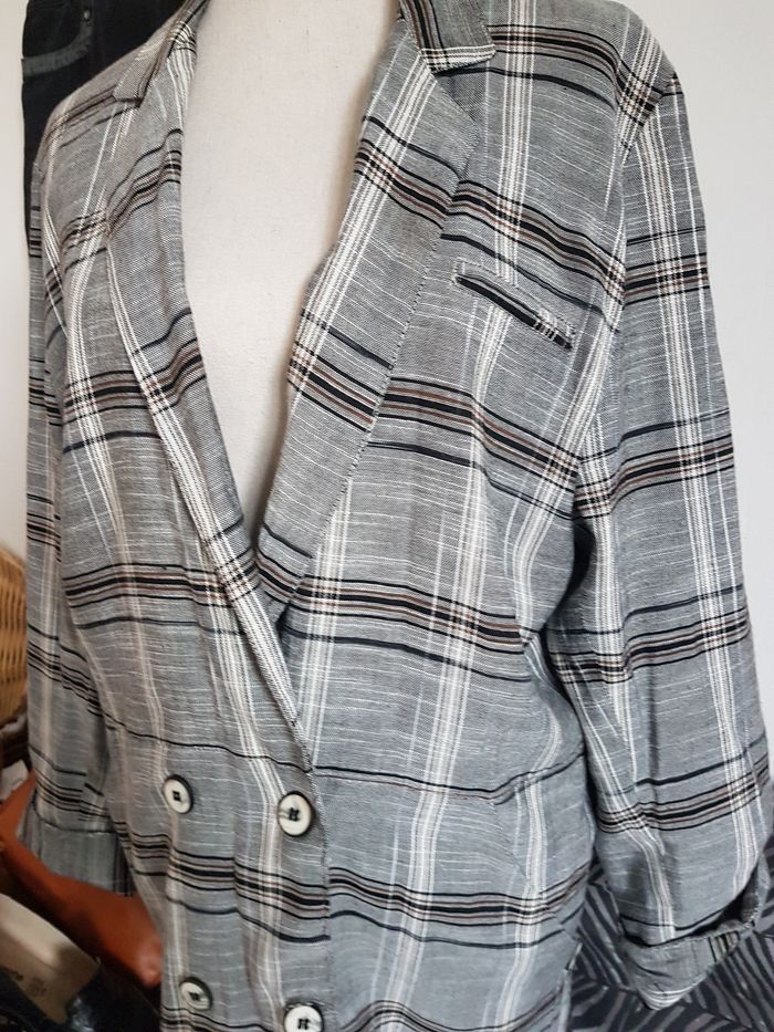 Blazer gris, noir, marron, beige, coupe vintage. Hebdo Made in France. Taille 42/44, aisselles 50cm. - photo numéro 2