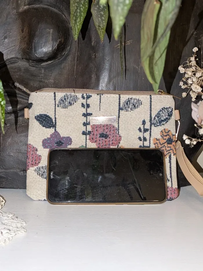 Élégant sac à main en tissu brodé fleuri - photo numéro 4