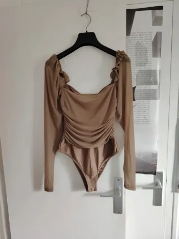 Bodie parisian 38
