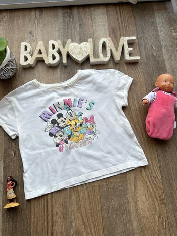 - Tee shirt Disney - 4 ans - bon état