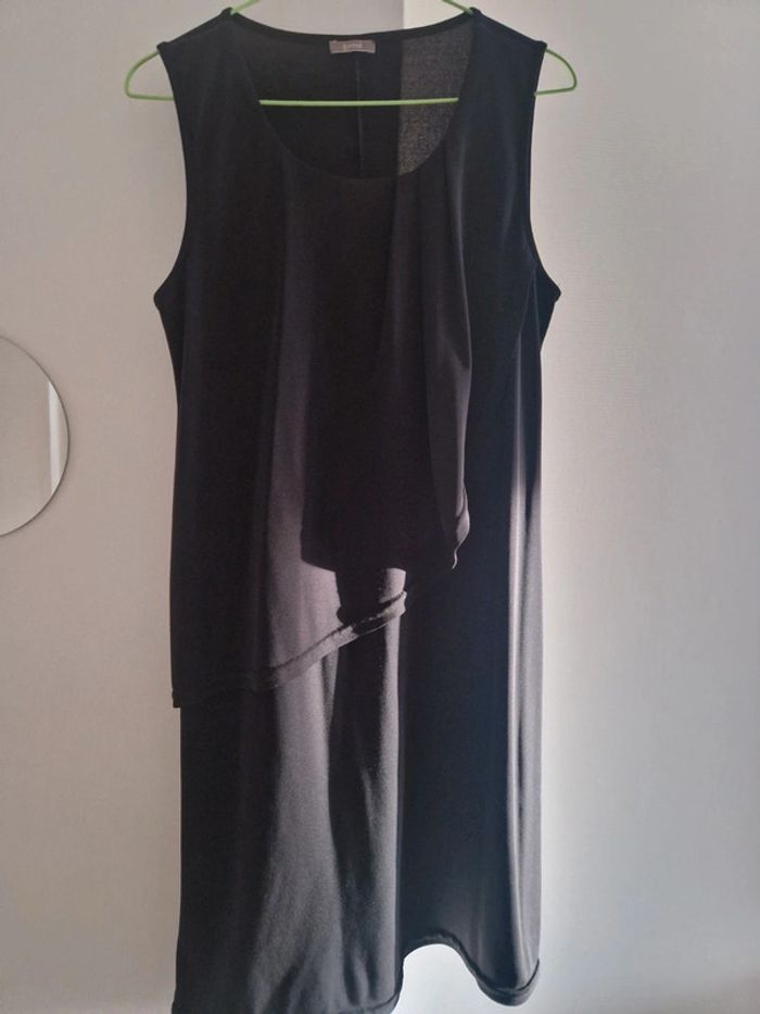 Robe noire