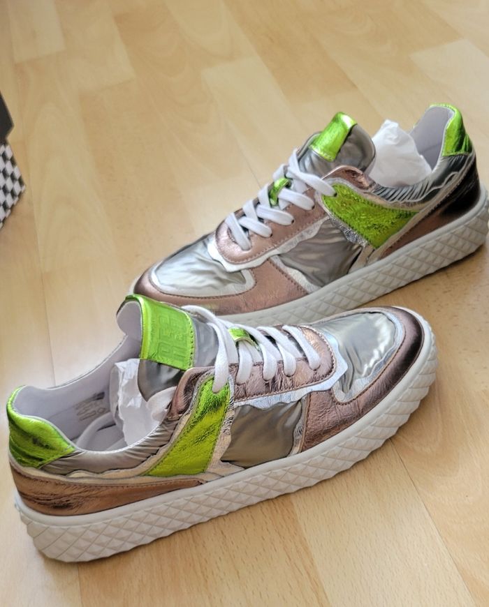 Baskets REGARD neuf - photo numéro 3