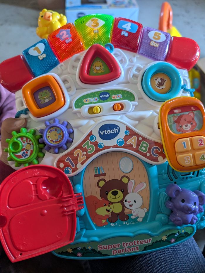 Complet trotteurs VTech - photo numéro 2