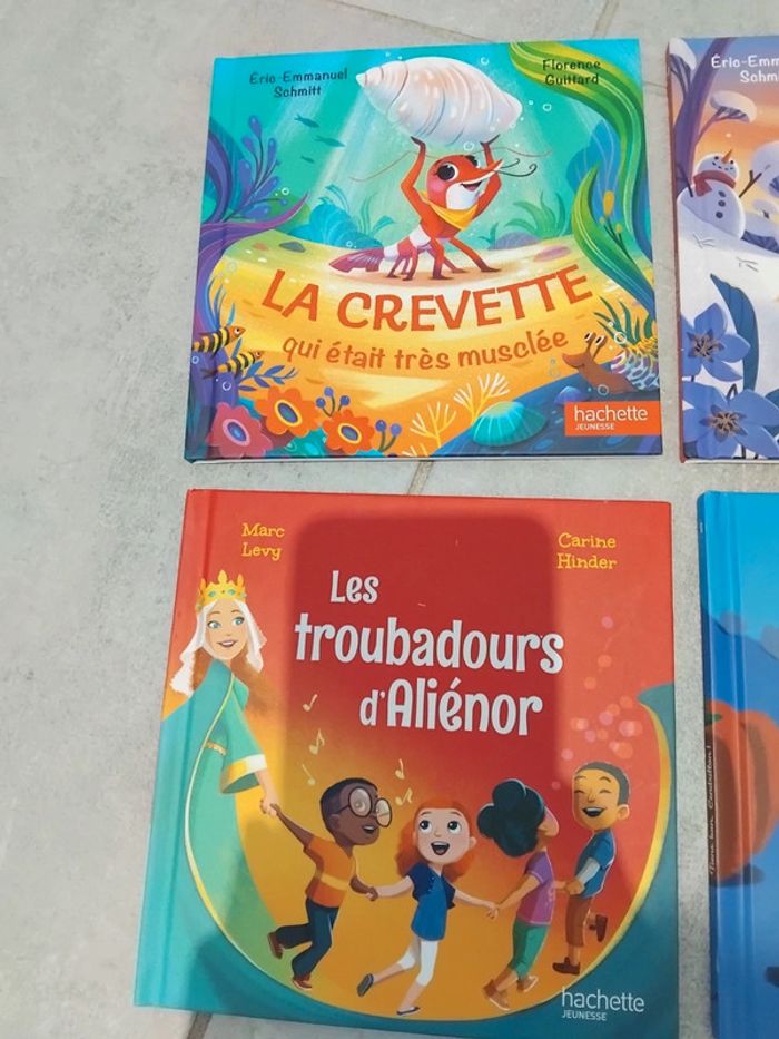 6 livres McDonald's - photo numéro 2