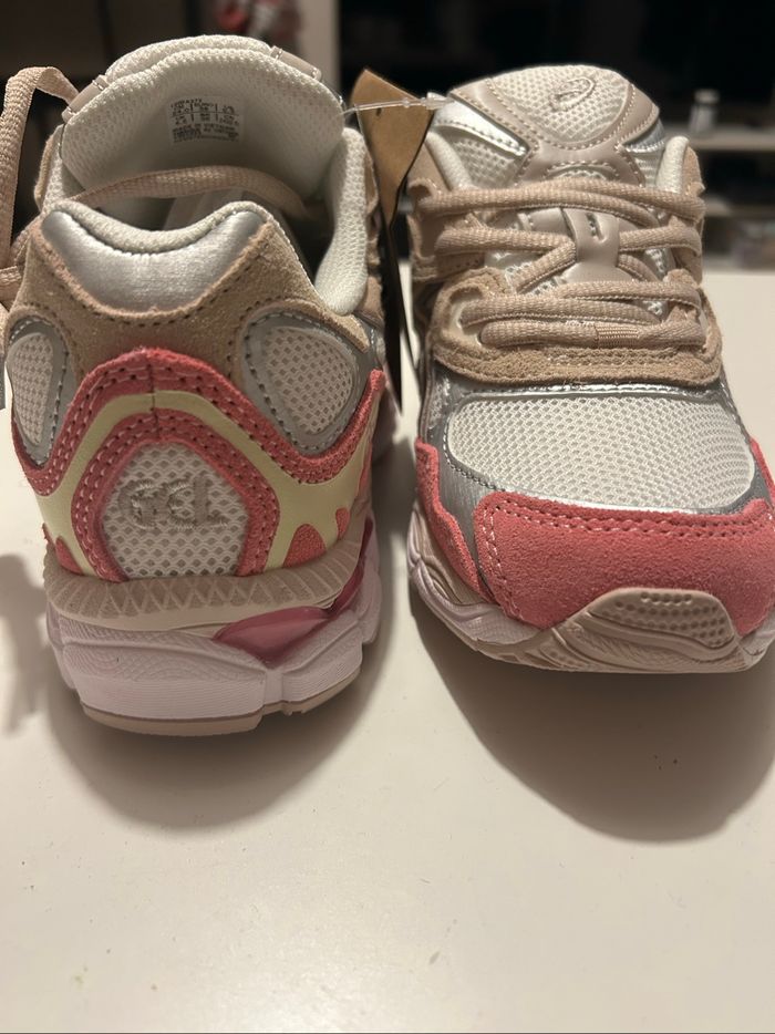 Asics nyc gel rose taille 38 - photo numéro 7