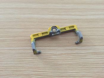 Fixation 4 pièce détachée miniature Porsche 911 Carrera 1993 Burago 1/18 #A26