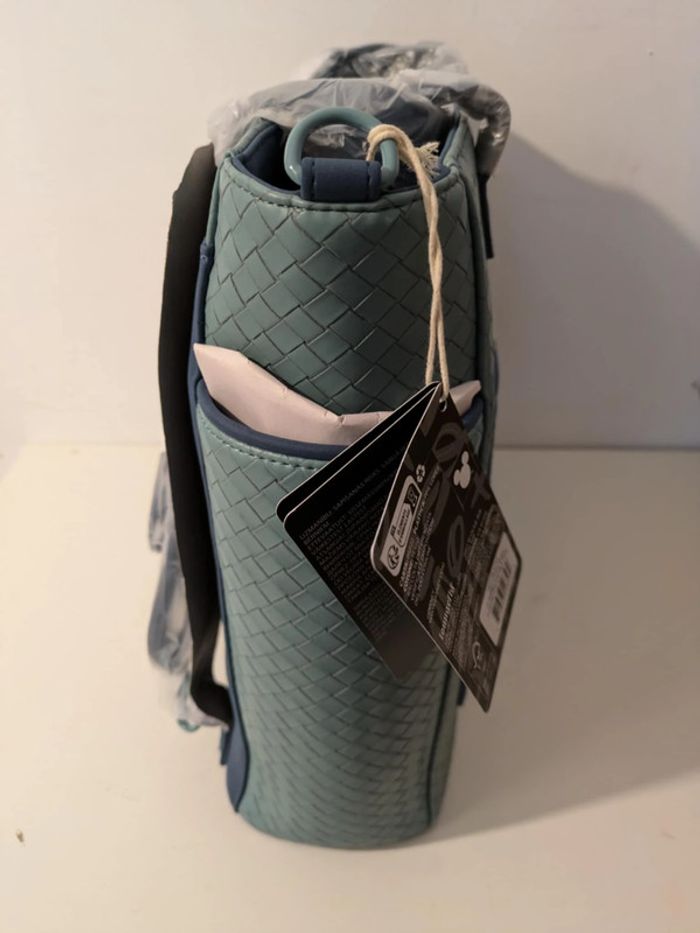 Tote bag Loungefly convertible Stitch embroidered - photo numéro 4