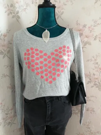 Pull fin Gris à motifs coeur avec des ronds corails / only / (S)