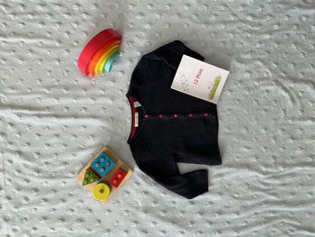 gilet léger marine et rouge 12 mois obaibi