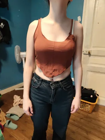 Crop top