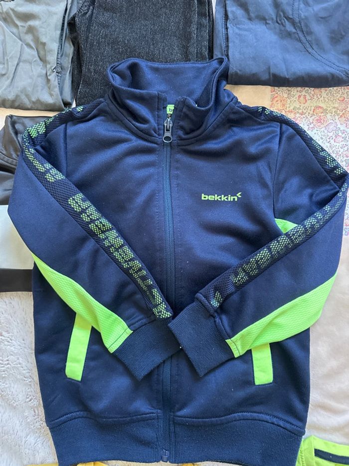 Lot de 10 vêtements garçon 4-5-6 ans - photo numéro 6