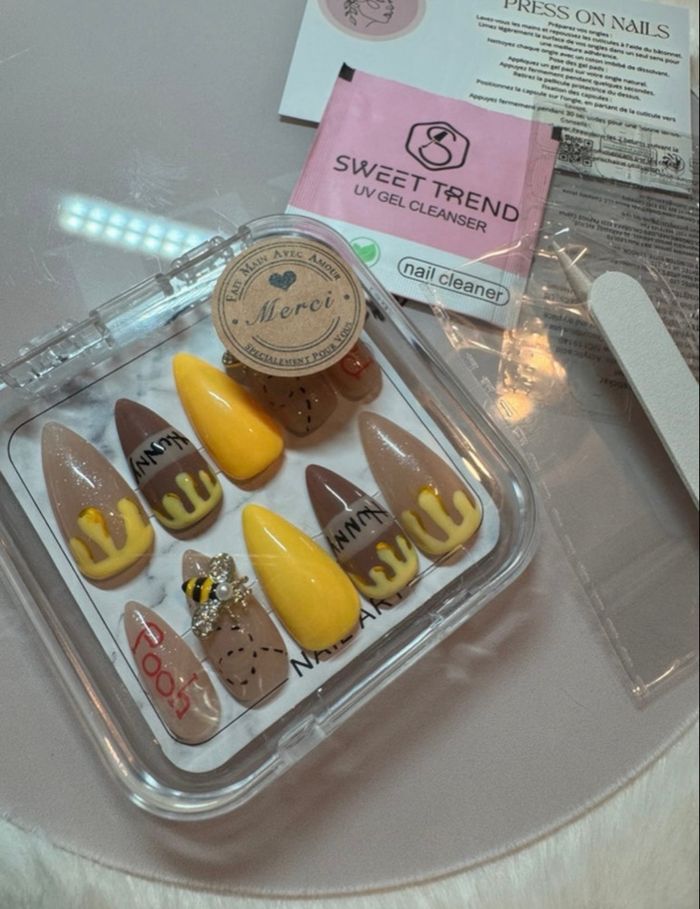 Press on nails - photo numéro 3