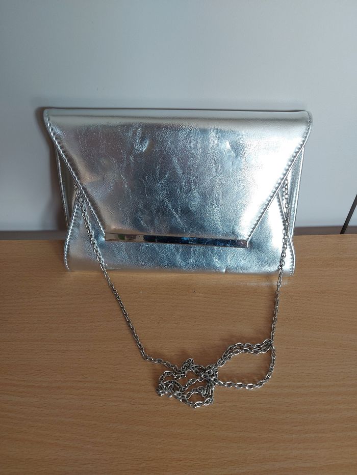 Pochette - photo numéro 1