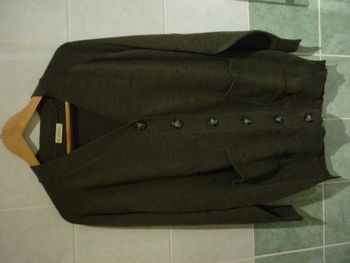 cardigan col v vert fine maille gros boutons