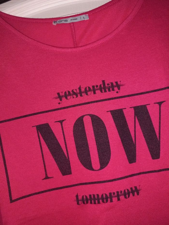 Joli t-shirt rose fushia taille L - photo numéro 3