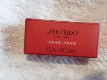 Rouge à lèvres Shiseido