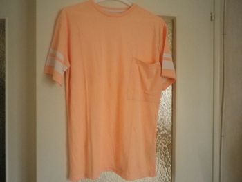 TEE SHIRT