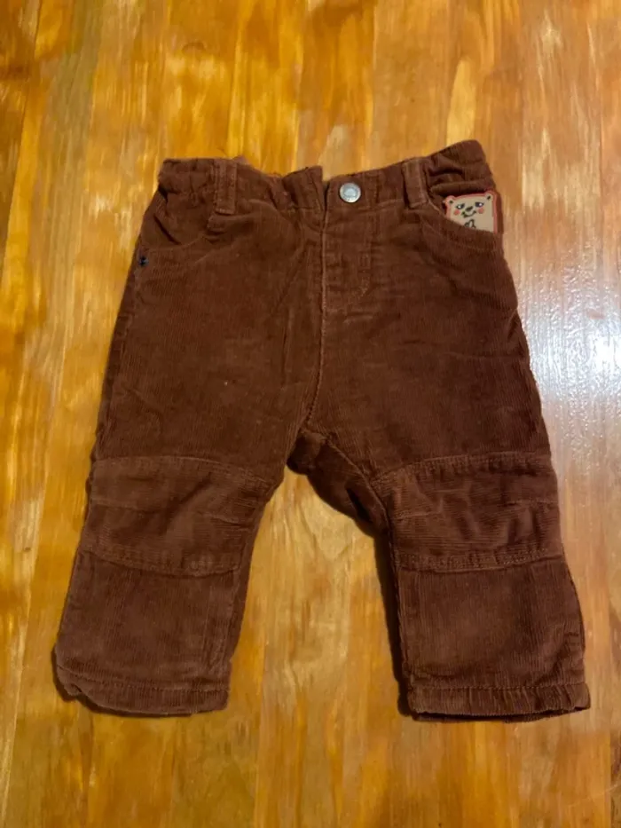 Pantalon en velours 6 mois