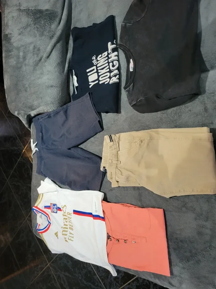 Lot vêtements 8/ 10 ans - photo numéro 11