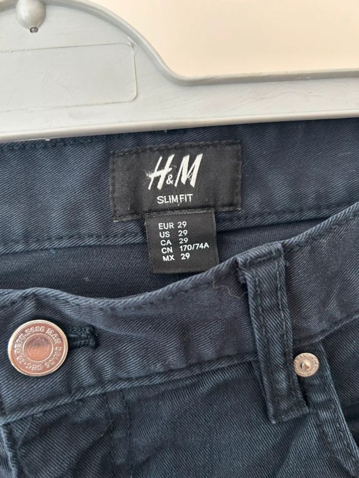 Jean slim fit • H&M • taille 38/40 - photo numéro 2