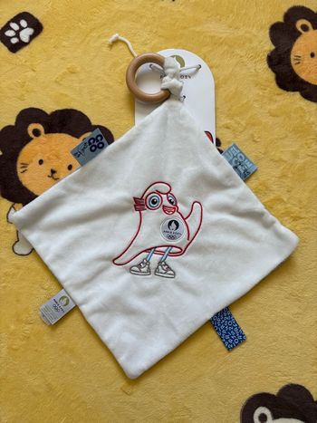 Neuf doudou Paris 2024