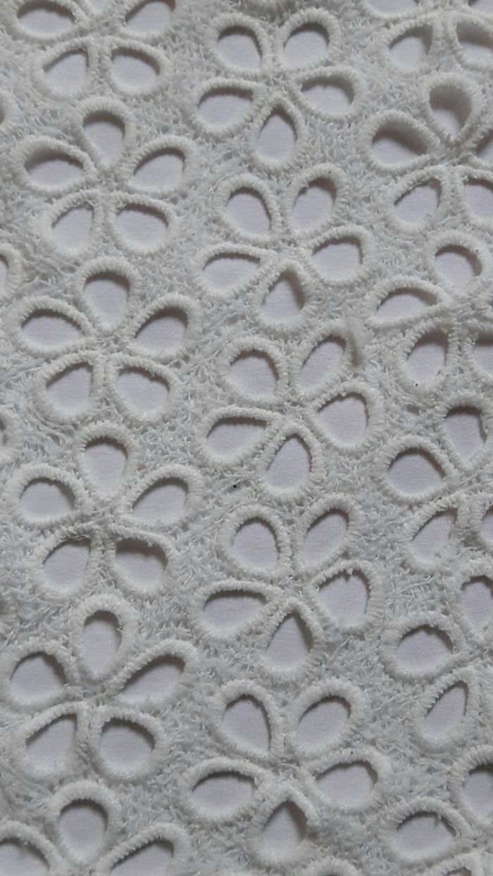 Beau tee shirt ZARA - photo numéro 2