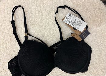 soutien-gorge de la marque Kiabi Taille 90C neuf avec étiquette 