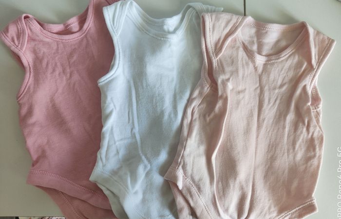 Lots de 3 bodies manches courtes 0 - 3 mois, 62 cm