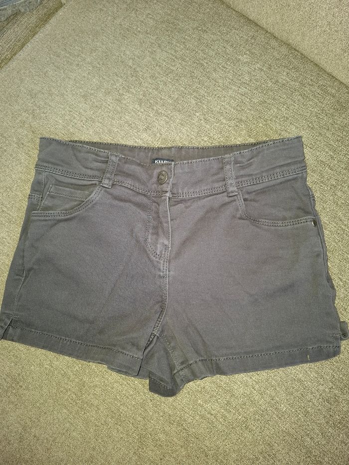 Short en jean gris 8 ans