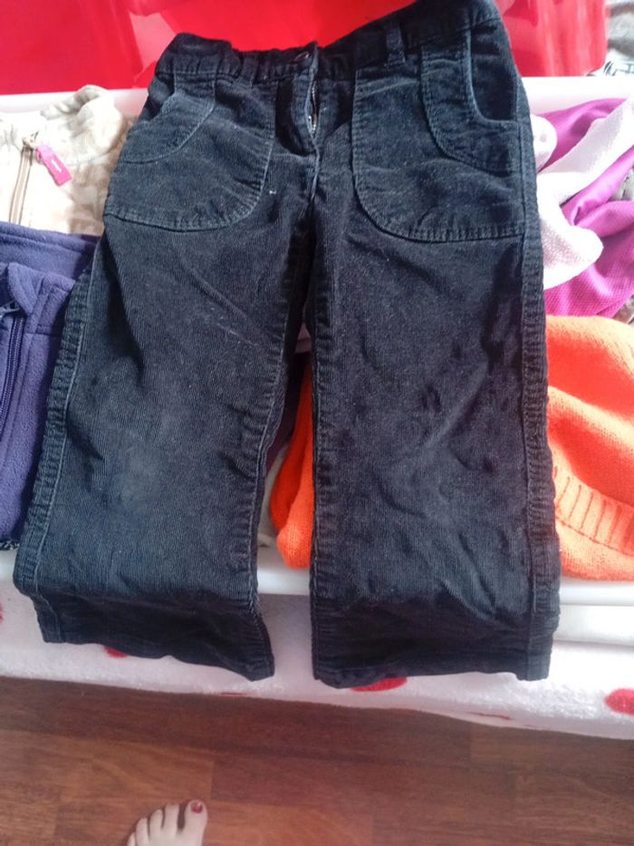 Lot vêtements fillette 4 ans