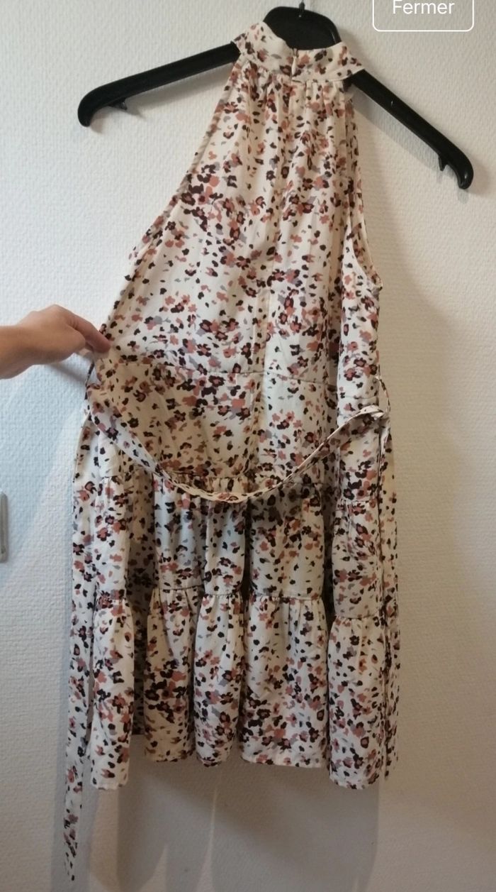 Robe ras de cou - photo numéro 2