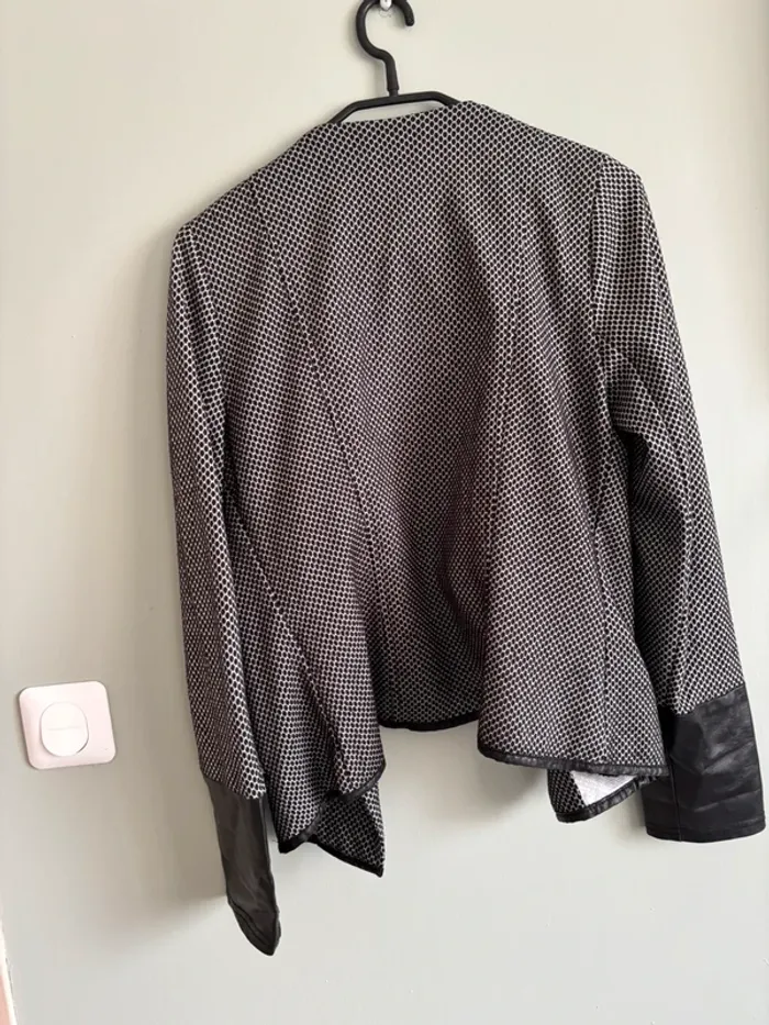 Veste taille 2 - photo numéro 5