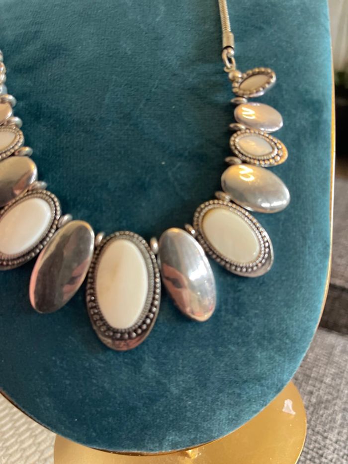 Collier - photo numéro 6