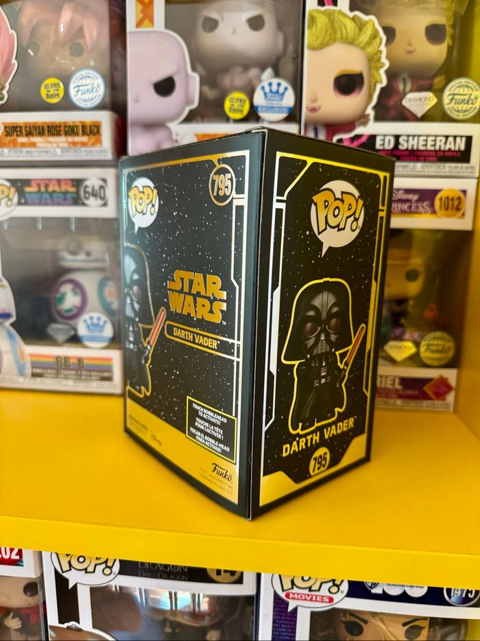 Funko Pop! 795 - Star Wars - Darth Vader - Lights And Sounds - photo numéro 4