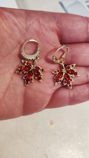 Boucles d'oreilles feuilles rouge et doré