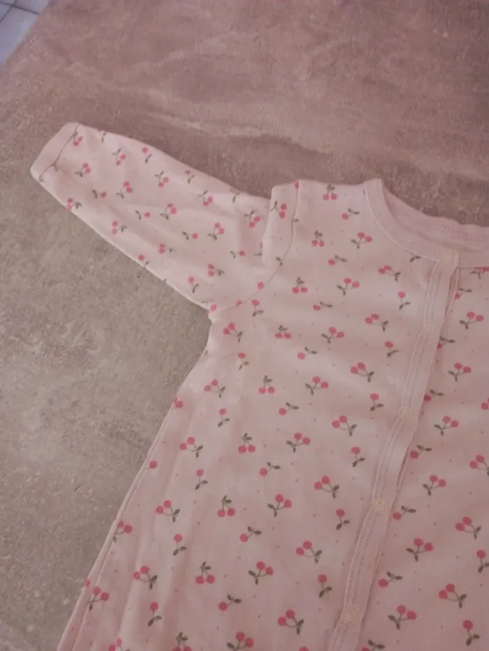 Pyjama grenouillère mi-saison ouverture sur le devant bébé fille 6 mois - photo numéro 4