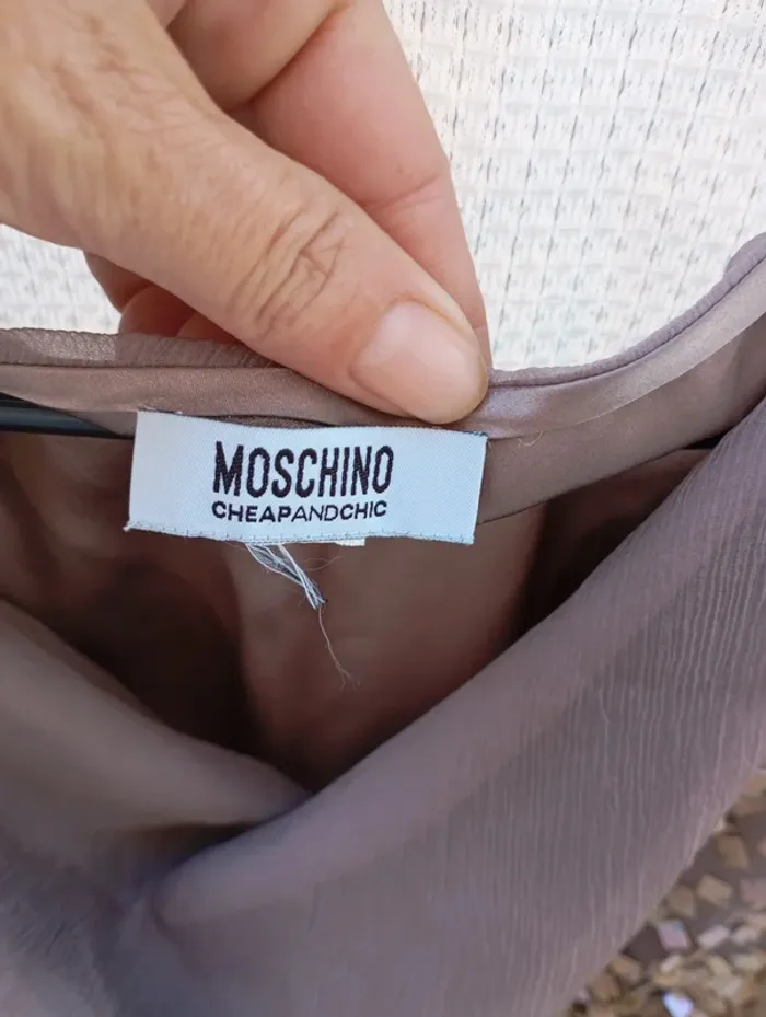 Robe Moschino Cheap and Chic en soie avec sequins - photo numéro 5