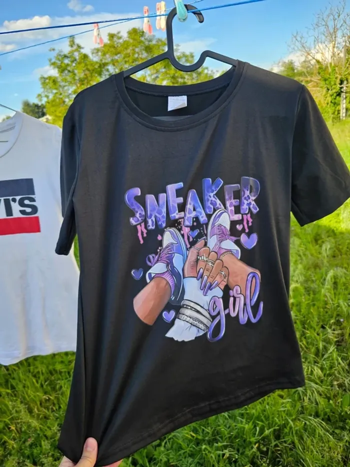 TEE shirt taille s +1 gratuit - photo numéro 5