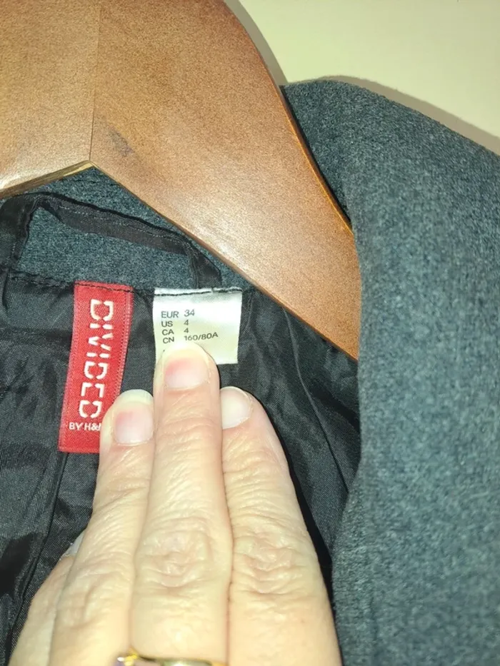 Manteau gris chaud femme comme neuf sexy cintré divided H&m 34 - photo numéro 7