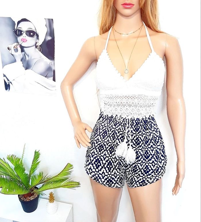 Short taille haute noir et blanc à ceinture en pompoms - T.S ou T.36 🖤