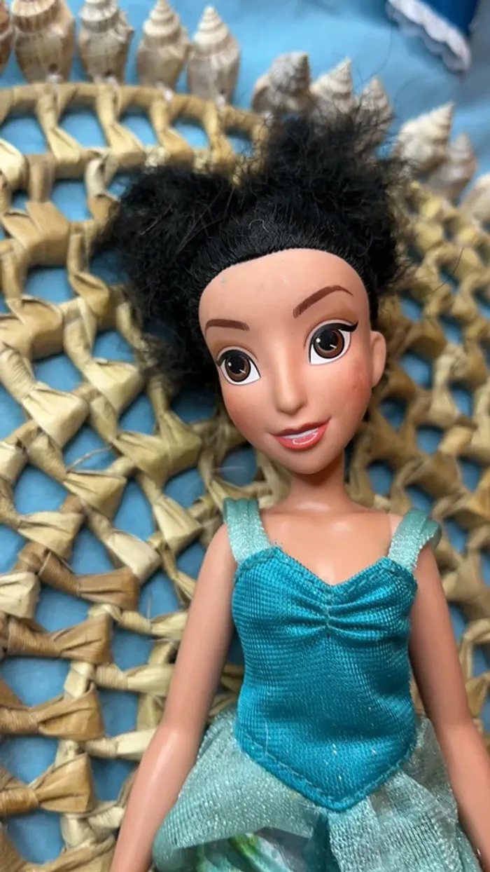 Barbie princesse " Jasmine " - photo numéro 3